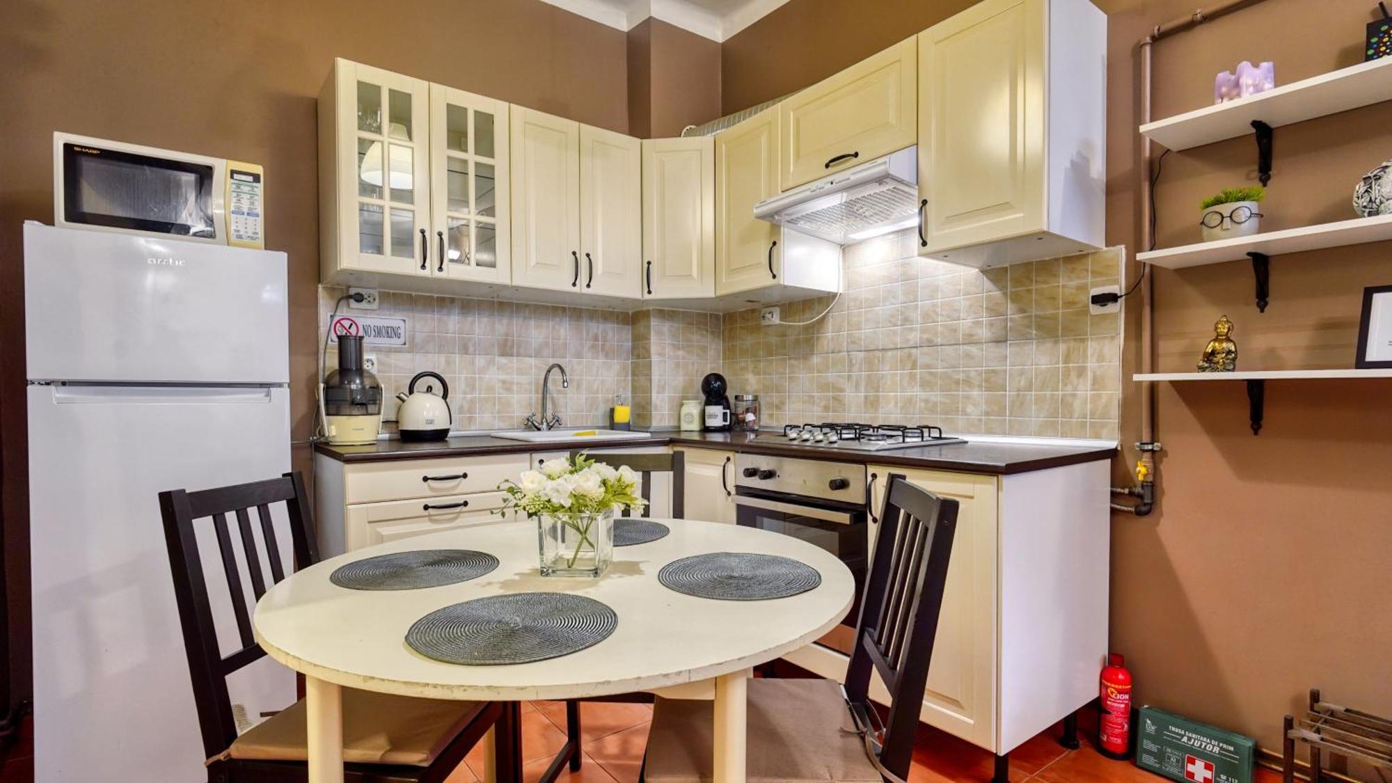 Intimo Oldtown Romantic Apartment *