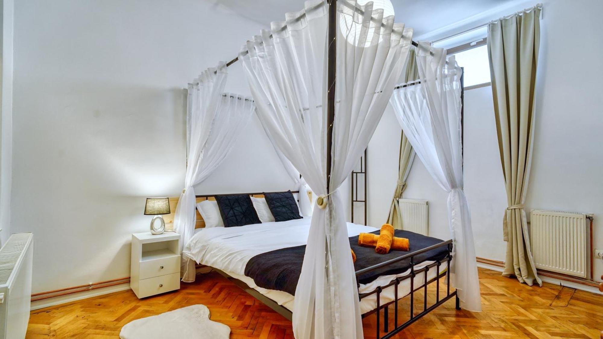 Intimo Oldtown Romantic Apartment Brasov