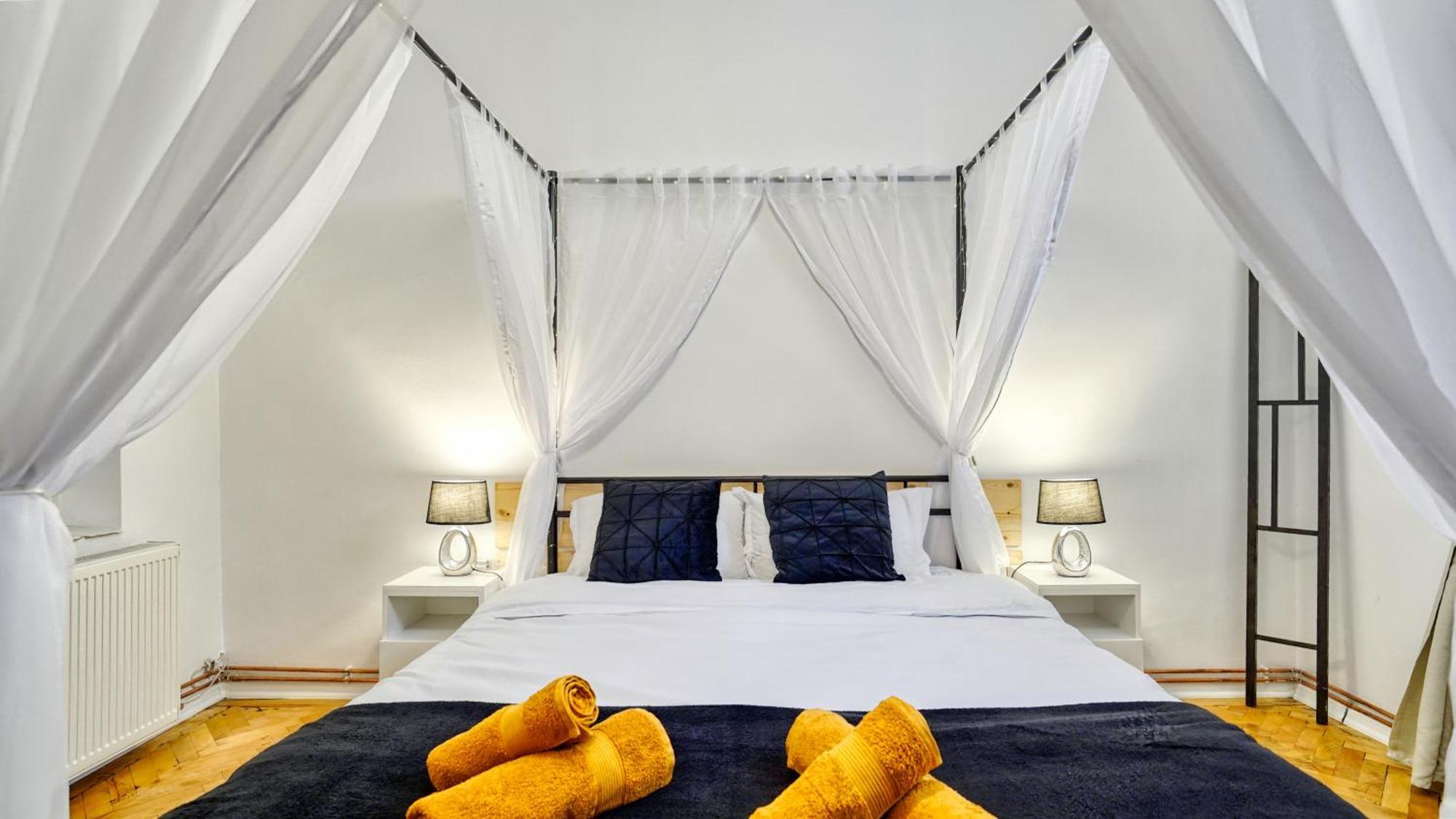 Apartment Intimo Oldtown Romantic Brasov